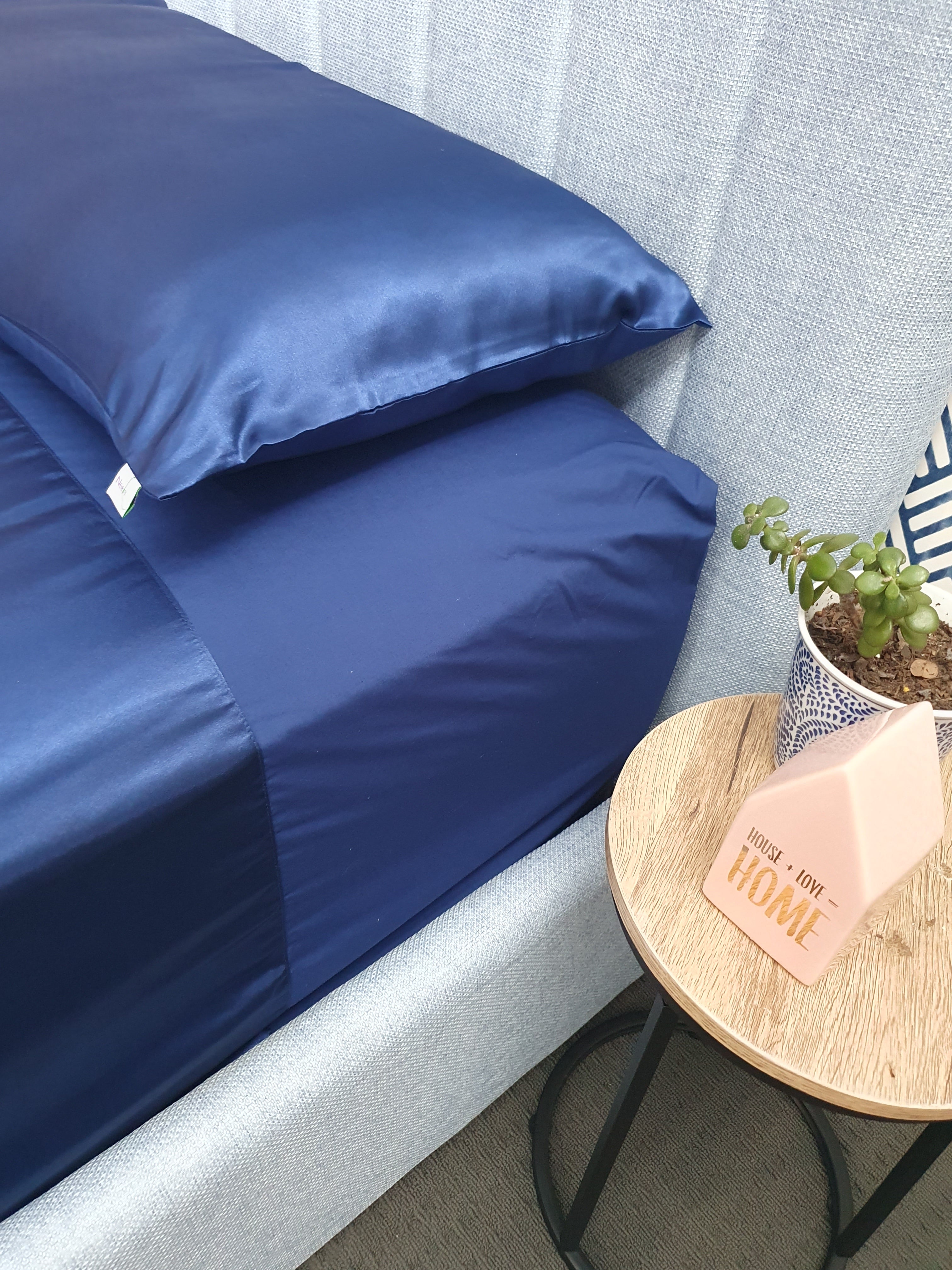 Wonder SHEET - Blue 'Blue Depths'